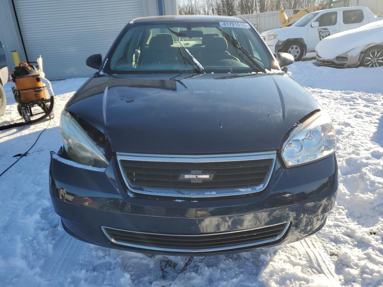 2007 Chevrolet Malibu VIN 1G1ZS58F57F143064 Copart auction photo, front end damage thumbnail 5