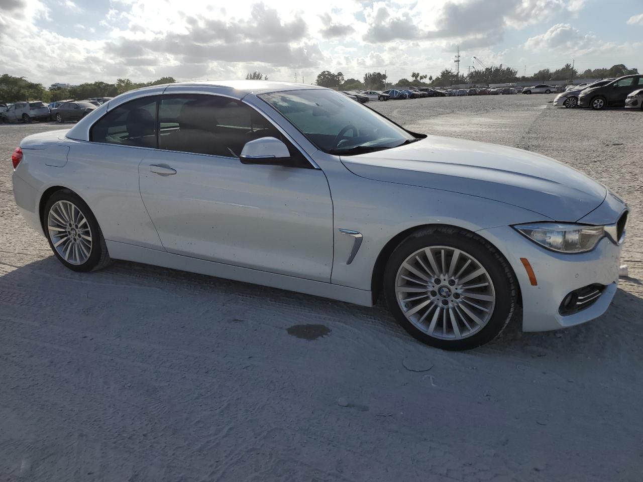 2015 BMW 4er VIN WBA3V5C51FP751950 Copart auction photo, water/flood / mechanical damage thumbnail 4