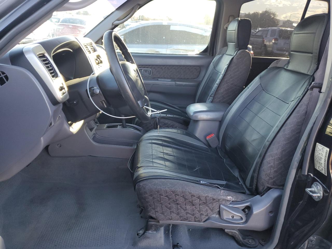 2001 Nissan XTerra VIN 5N1ED28TX1C579448 Copart auction photo, front end damage thumbnail 7