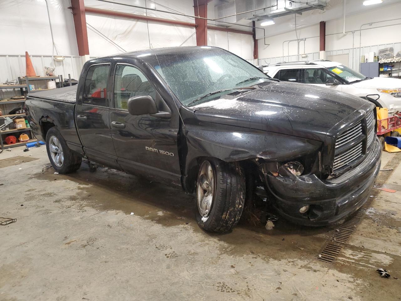 2004 Dodge RAM VIN 1D7HU18D34J165938 Copart auction photo, front end / minor dent/scratches damage thumbnail 4