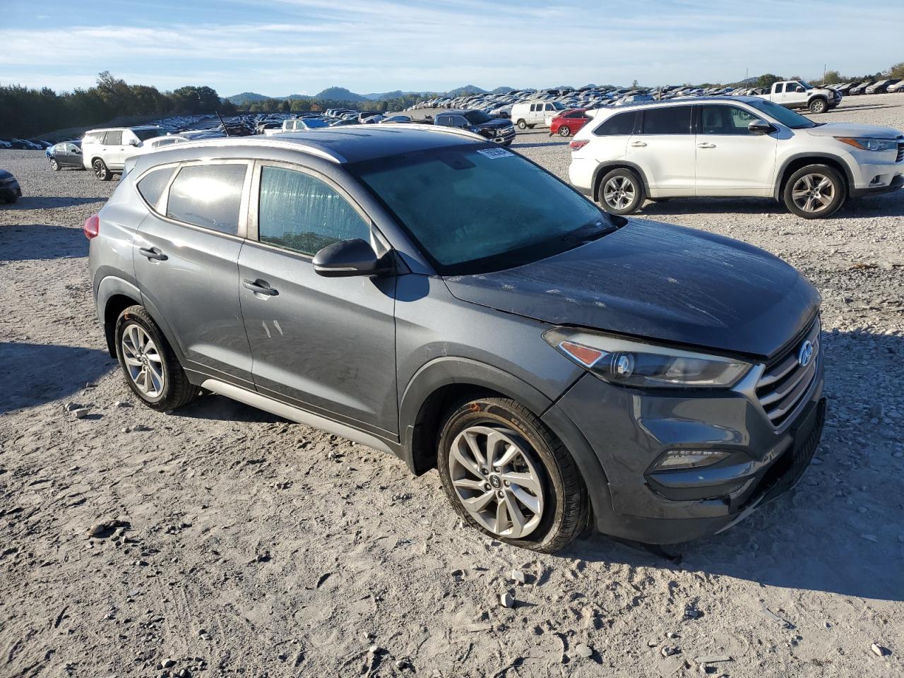 2017 Hyundai Tucson VIN KM8J33A25HU397752 Copart auction photo, side / front end damage thumbnail 4