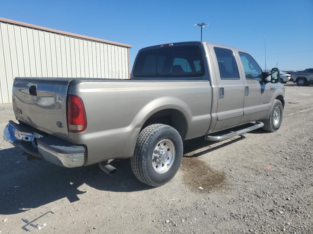 2002 Ford F250 VIN 1FTNW20F52ED19775 Copart auction photo, rear end damage thumbnail 3