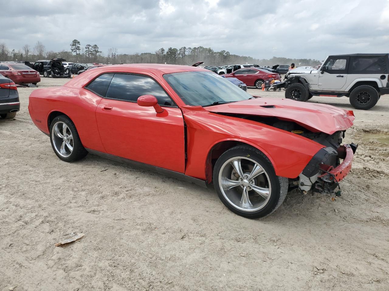 2010 Dodge Challenger VIN 2B3CJ4DV3AH321780 Copart auction photo, front end / minor dent/scratches damage thumbnail 4