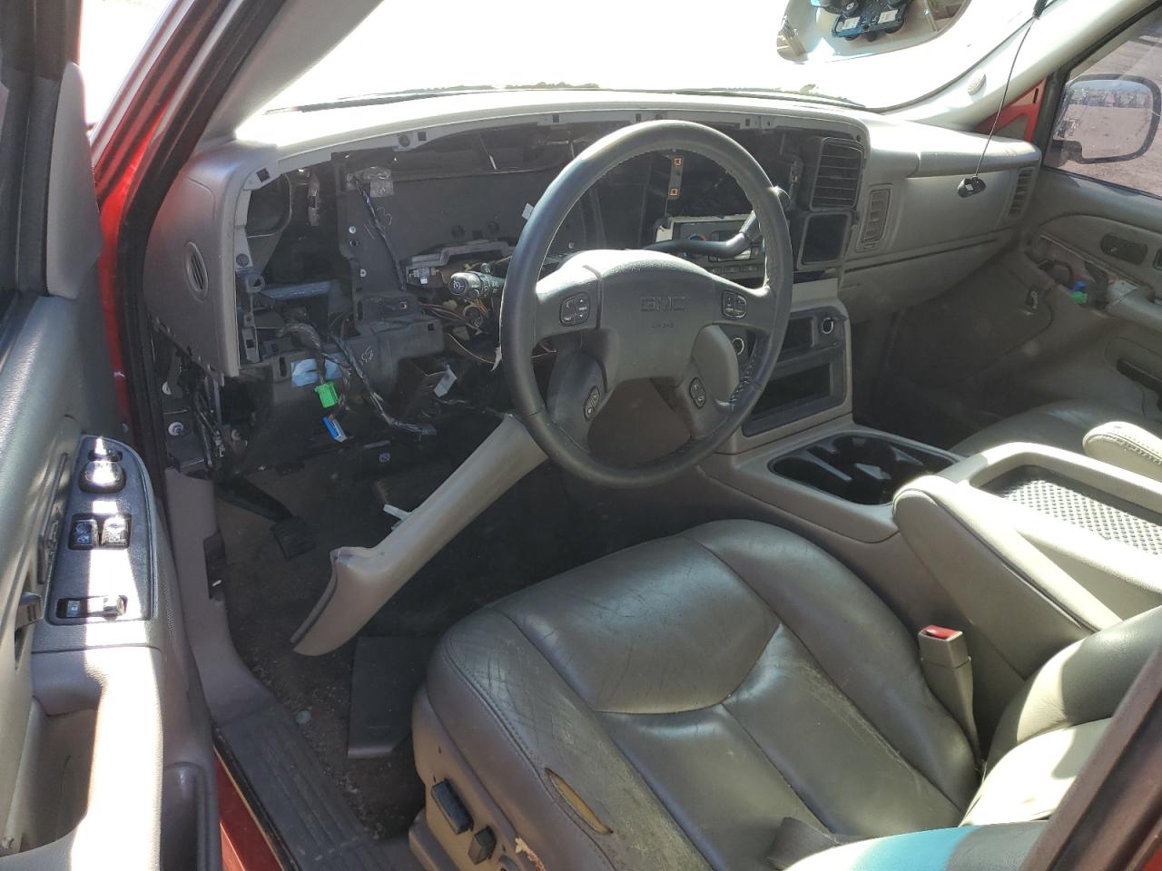 2006 GMC Sierra VIN 1GTEK19B46Z216898 Copart auction photo, vandalism damage thumbnail 8