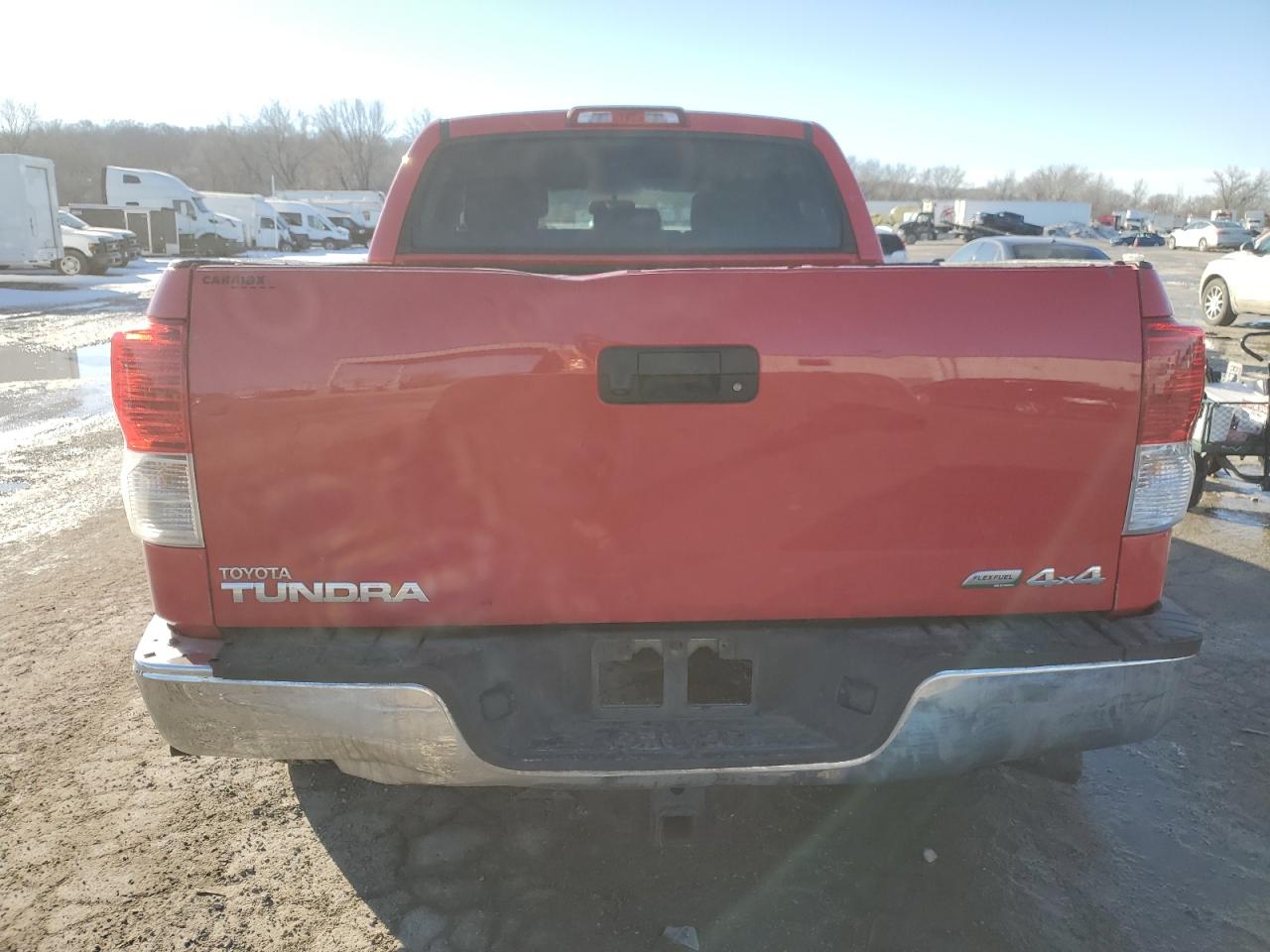 2012 Toyota Tundra VIN 5TFDW5F1XCX262780 Copart auction photo, front end / minor dent/scratches damage thumbnail 6