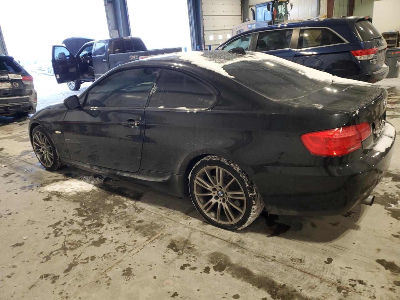 2011 BMW 3er VIN WBAKF9C55BE262280 Copart auction photo, hail / mechanical damage thumbnail 2