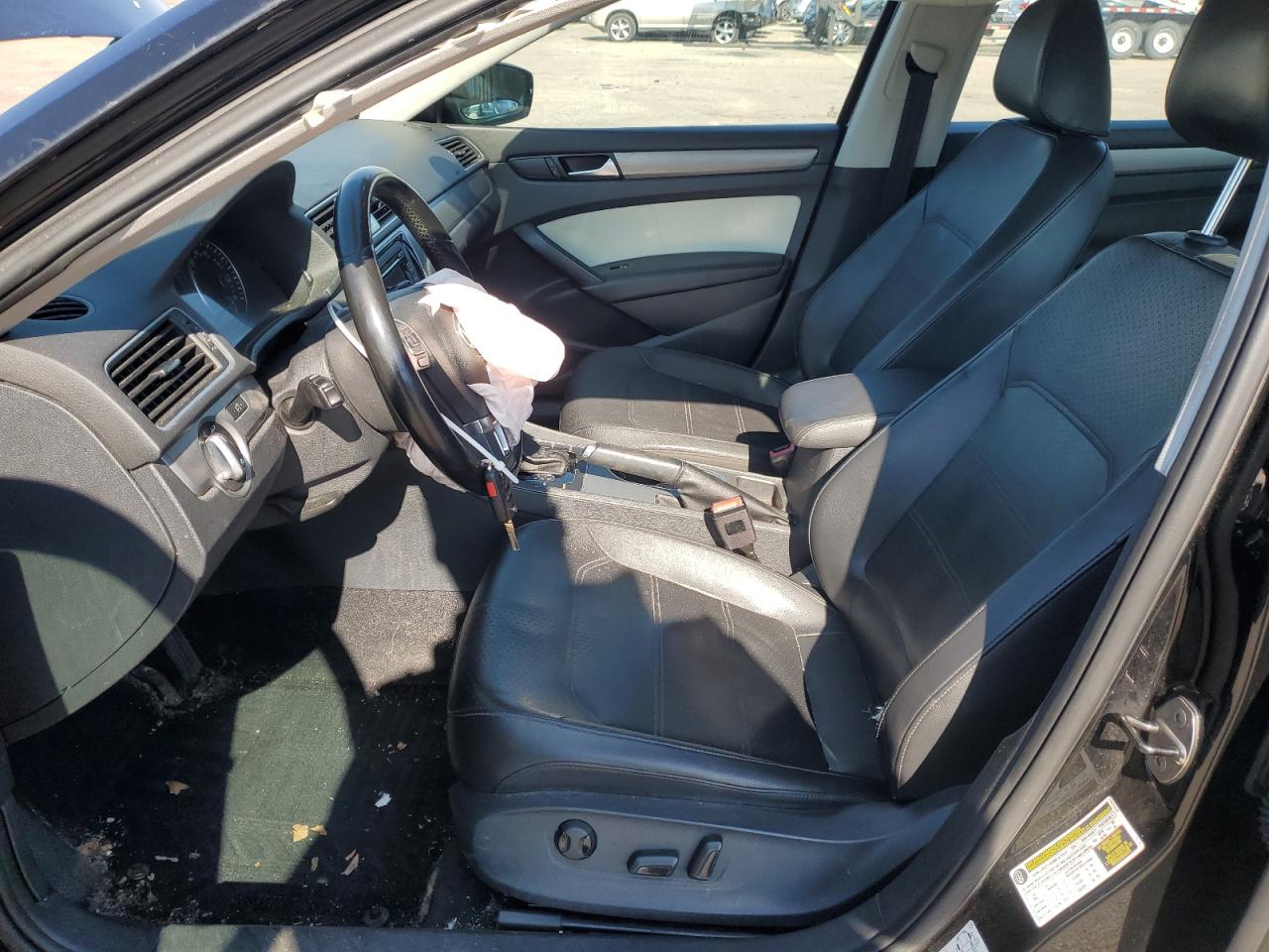2014 Volkswagen Passat VIN 1VWBP7A39EC004315 Copart auction photo, front end / minor dent/scratches damage thumbnail 7