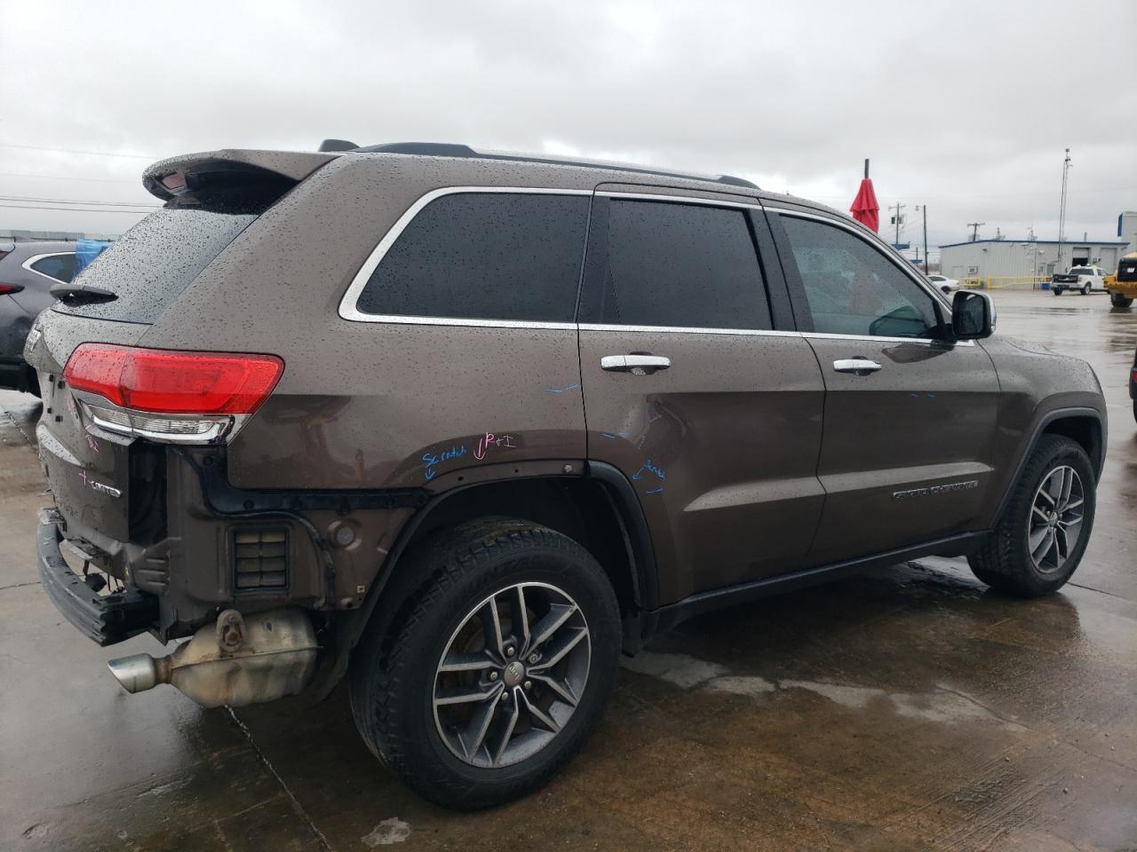 2017 Jeep Grand Cherokee VIN 1C4RJFBGXHC742272 Copart auction photo, rear end damage thumbnail 3