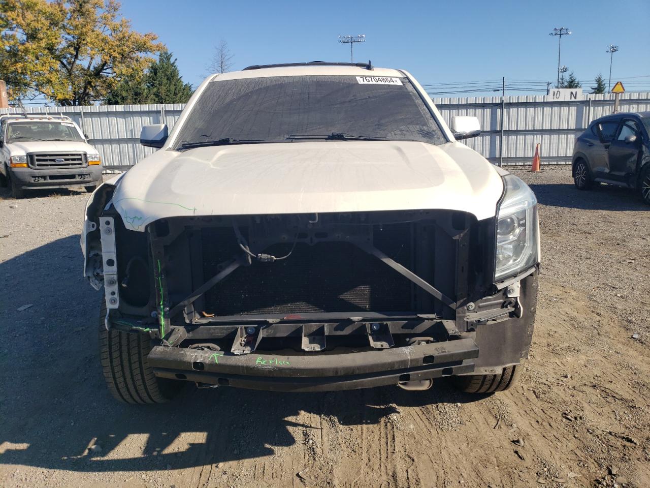 2015 GMC Yukon VIN 1GKS2BKCXFR308517 Copart auction photo, front end / minor dent/scratches damage thumbnail 5