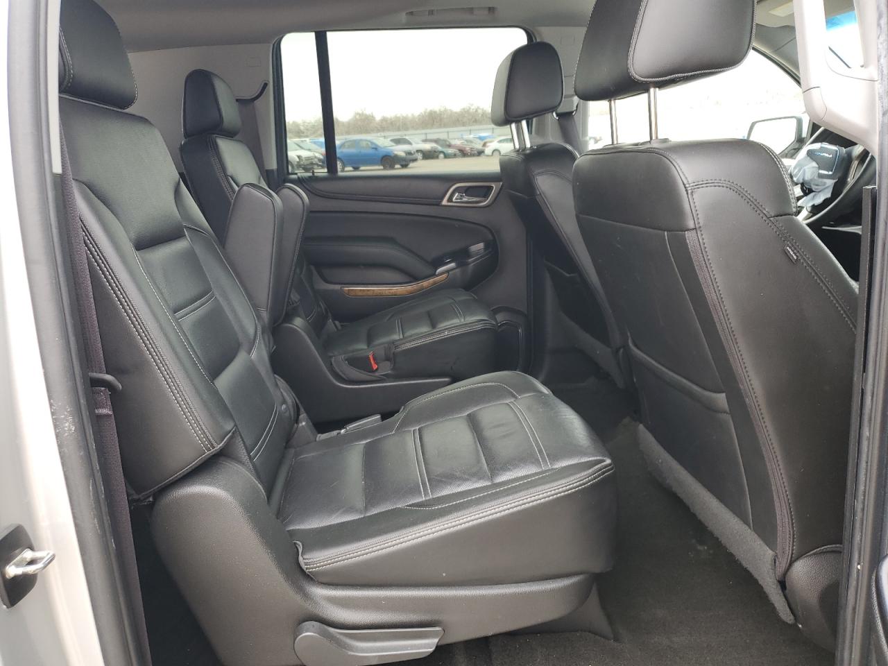 2017 GMC Yukon VIN 1GKS2HKJ8HR222286 Copart auction photo, front end damage thumbnail 11