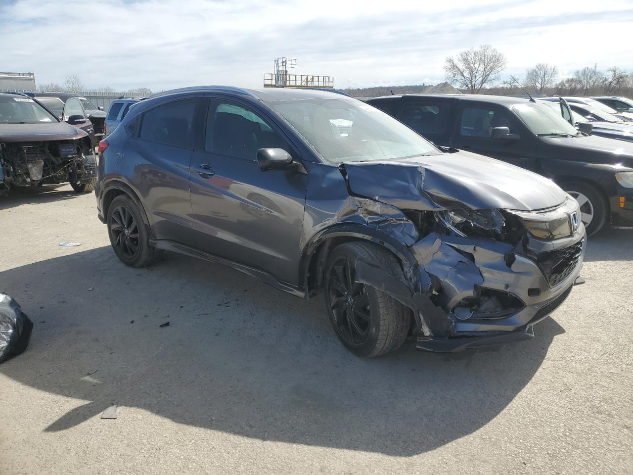 2021 Honda HR-V VIN 3CZRU5H17MM721063 Copart auction photo, front end damage thumbnail 4