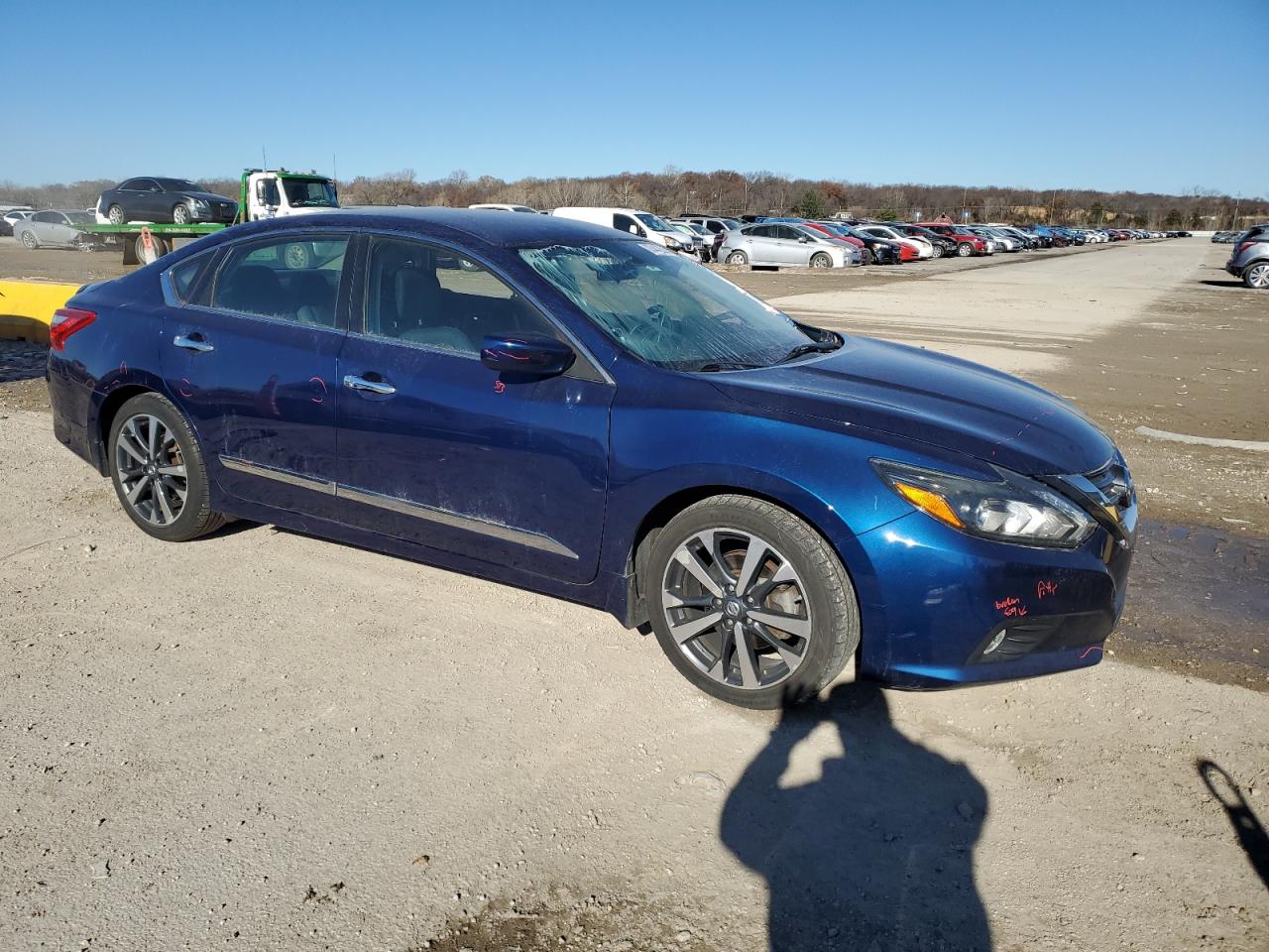 2016 Nissan Altima VIN 1N4AL3AP7GC261505 Copart auction photo, all over / front end damage thumbnail 4