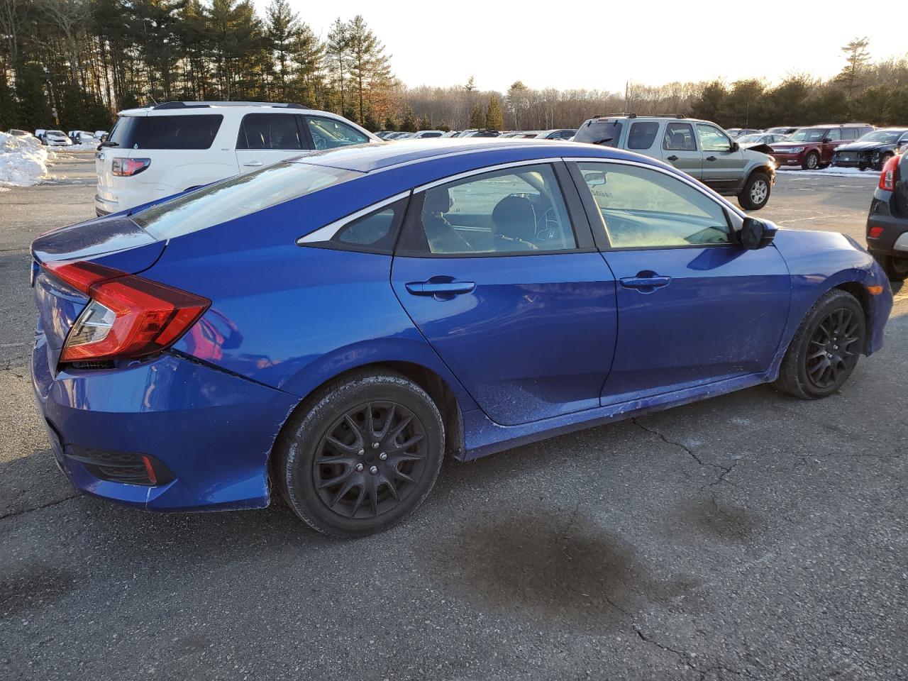 2020 Honda Civic VIN 2HGFC2F62LH502938 Copart auction photo, front end / minor dent/scratches damage thumbnail 3