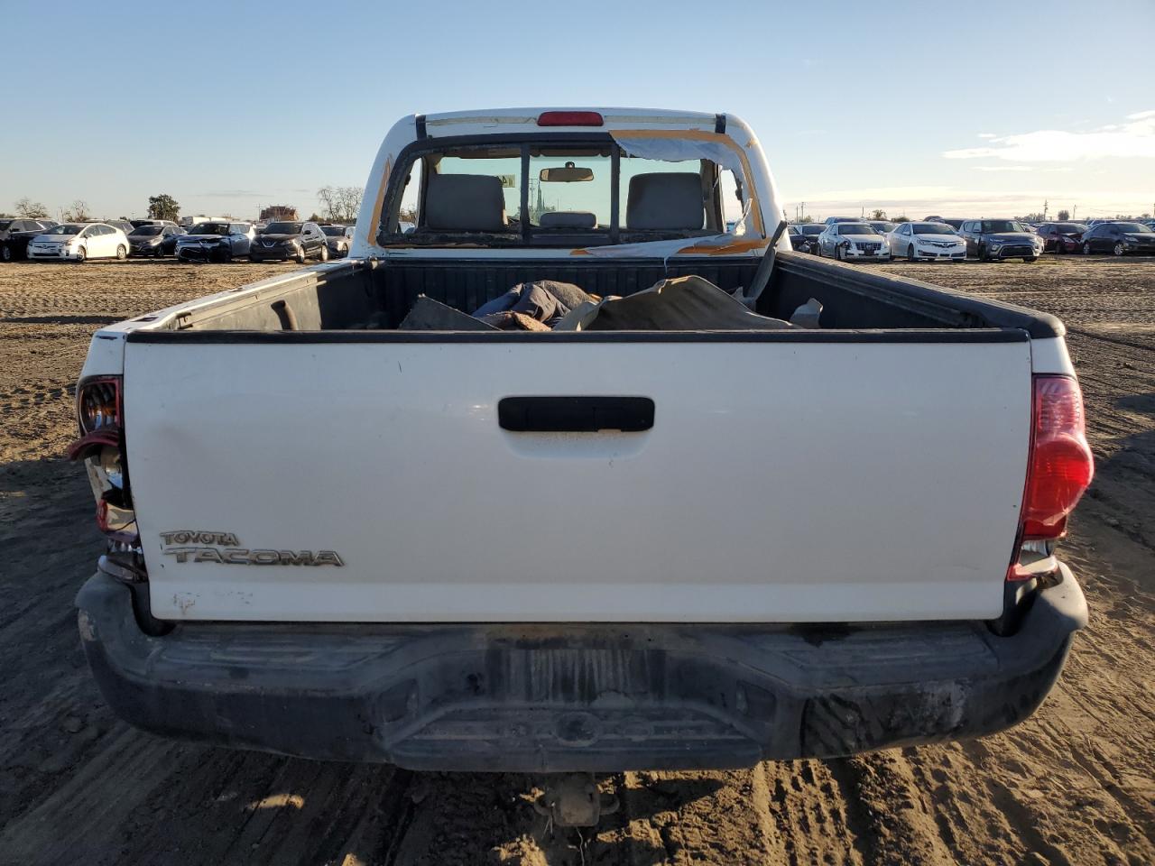 2014 Toyota Tacoma VIN 5TFNX4CN4EX039818 Copart auction photo, stripped damage thumbnail 6