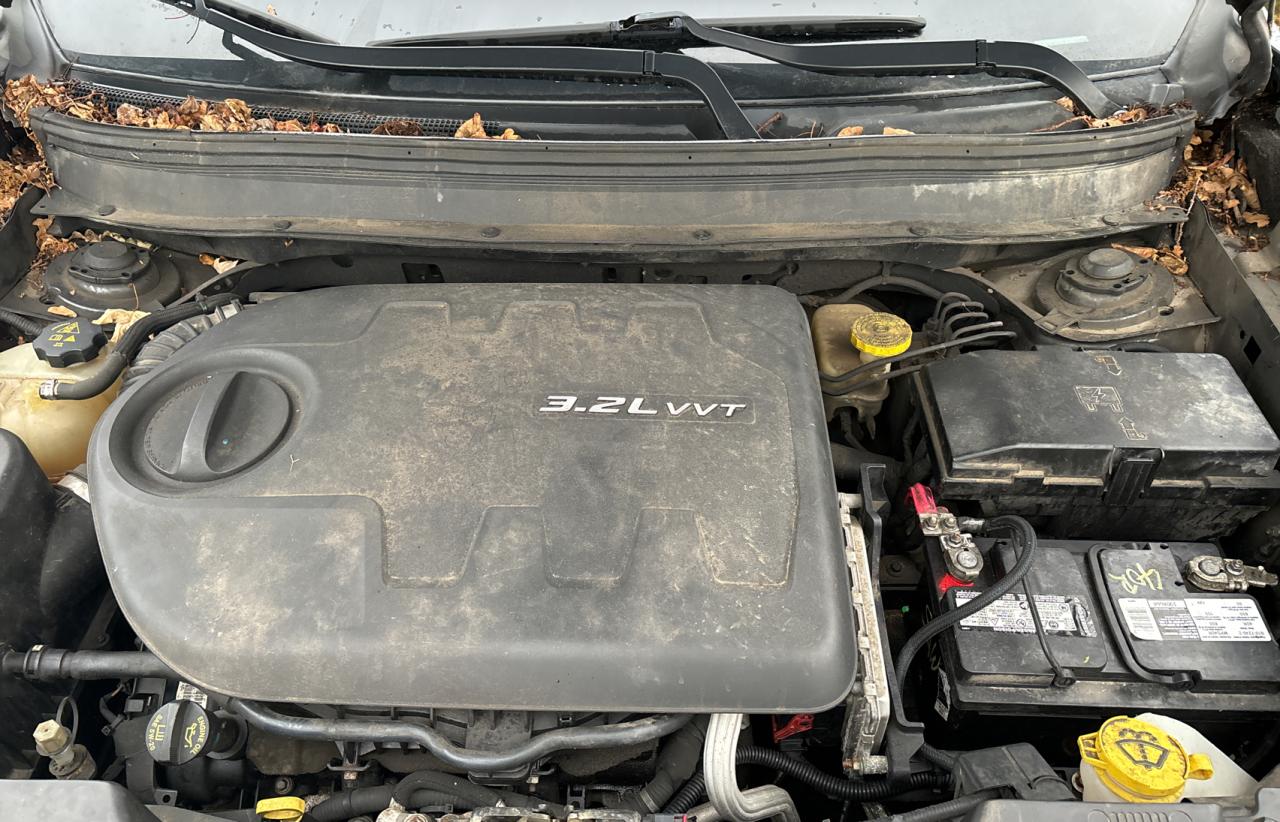 2014 Jeep Cherokee VIN 1C4PJMBS9EW236989 Copart auction photo, front end / minor dent/scratches damage thumbnail 7