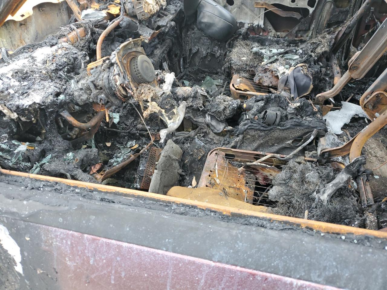 2003 Ford F-150 VIN 1FTRW07663KA14817 Copart auction photo, burn damage thumbnail 7