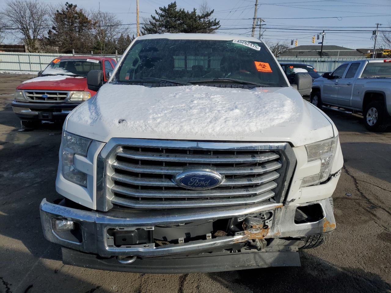 2017 Ford F-150 VIN 1FTFX1EF7HKE55243 Copart auction photo, front end damage thumbnail 5
