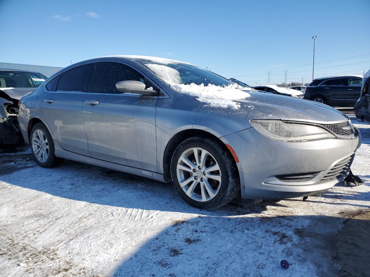 2015 Chrysler 200 VIN 1C3CCCAB5FN714485 Copart auction photo, front end / side damage thumbnail 4