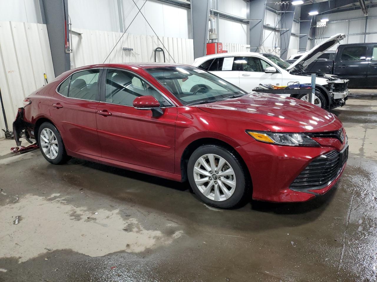 2018 Toyota Camry VIN 4T1B11HK0JU601786 Copart auction photo, front end / rear end damage thumbnail 4
