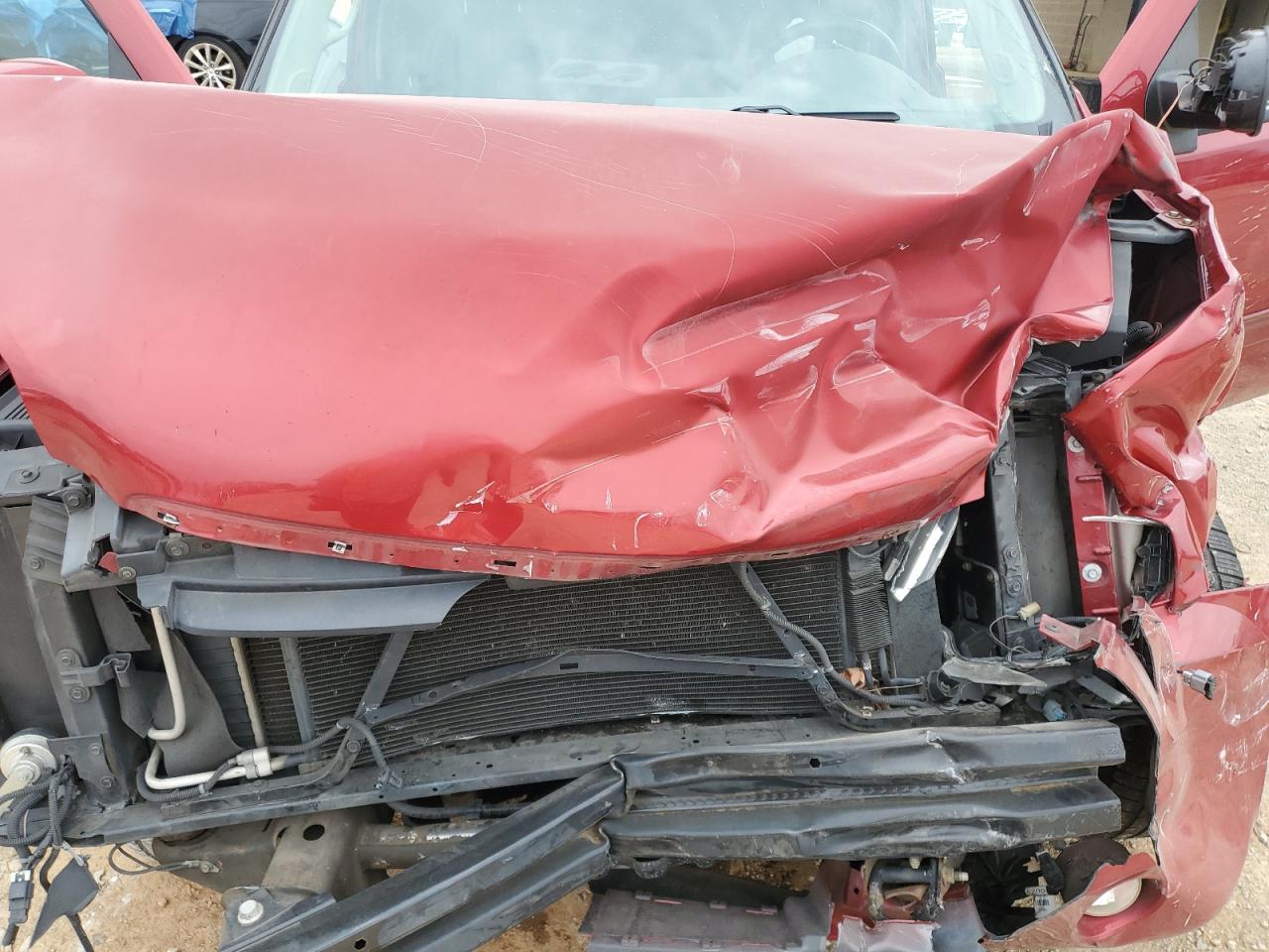 2014 GMC Yukon VIN 1GKS1KE00ER109785 Copart auction photo, front end / side damage thumbnail 12