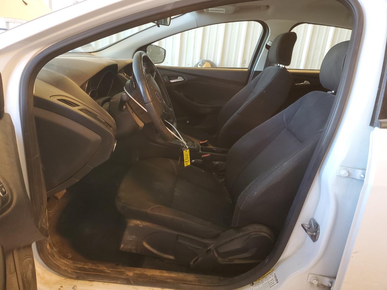 2016 Ford Focus VIN 1FADP3F2XGL253039 Copart auction photo, front end / minor dent/scratches damage thumbnail 7