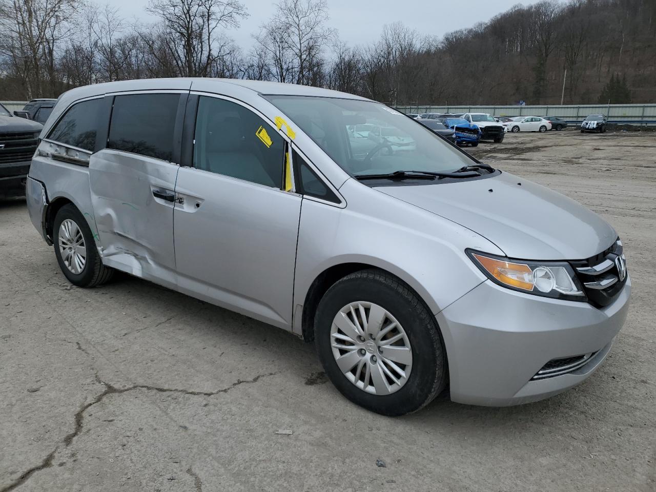 2014 Honda Odyssey VIN 5FNRL5H22EB047900 Copart auction photo, side / rear end damage thumbnail 4