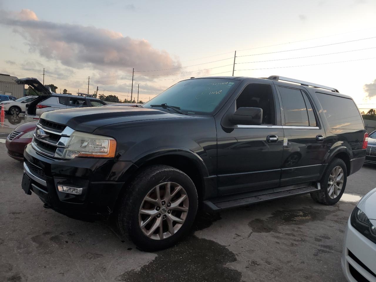 2016 Ford Expedition VIN 1FMJK2ATXGEF46624