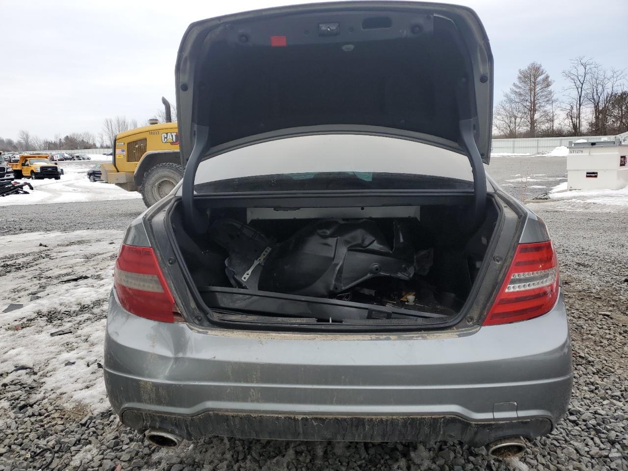 2013 Mercedes-Benz C-klasse VIN WDDGF8AB5DR247551 Copart auction photo, front end damage thumbnail 6