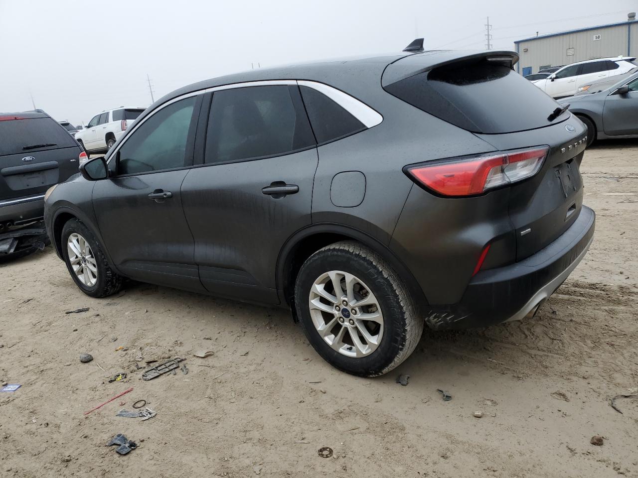 2020 Ford Escape VIN 1FMCU0G65LUA32477 Copart auction photo, hail / minor dent/scratches damage thumbnail 2