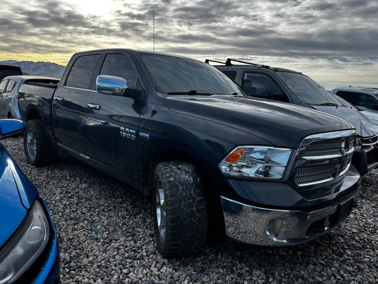 2018 RAM 1500 VIN 1C6RR6LT6JS207804 Copart auction photo, mechanical damage thumbnail 4