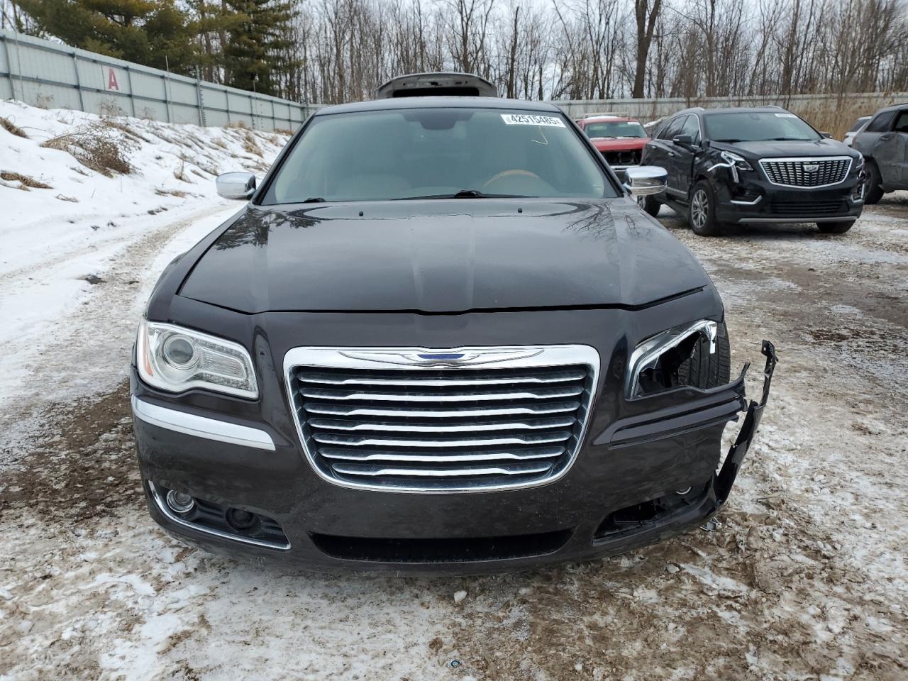 2012 Chrysler 300 VIN 2C3CCACGXCH137096 Copart auction photo, front end / side damage thumbnail 5