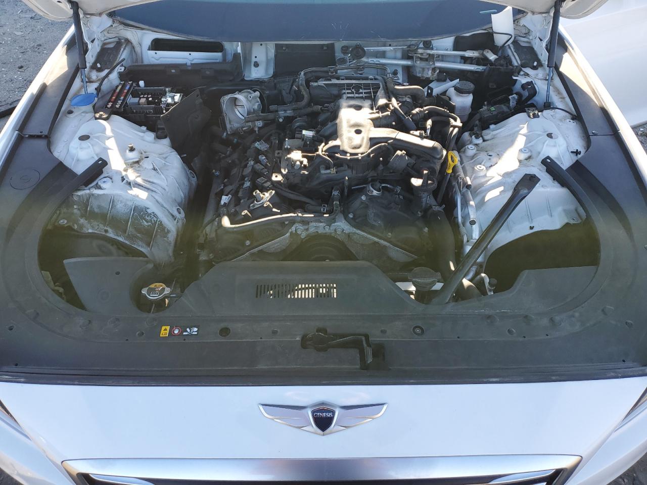 2016 Hyundai Genesis VIN KMHGN4JEXGU115916 Copart auction photo, burn - engine / minor dent/scratches damage thumbnail 11