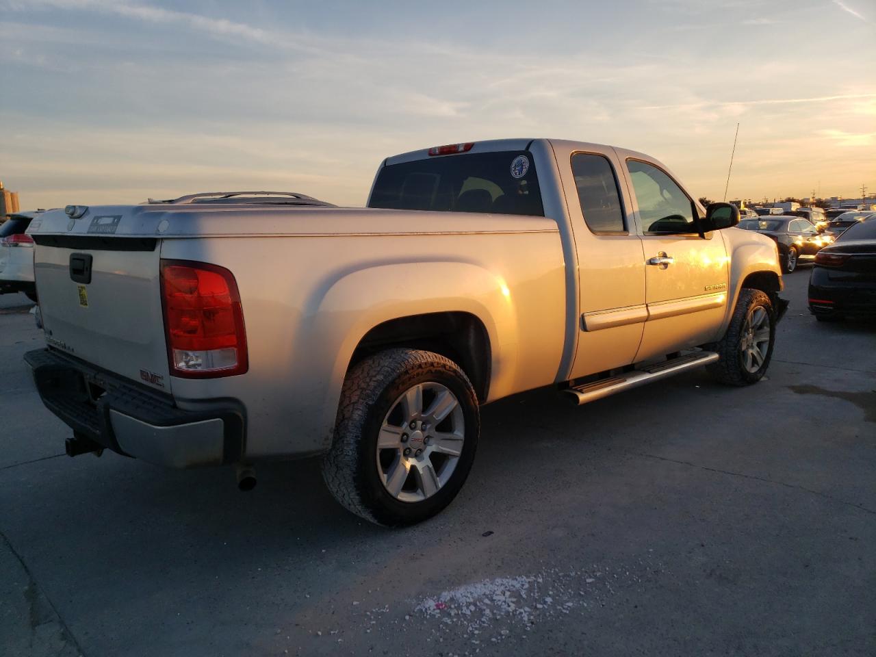 2011 GMC Sierra VIN 1GTR1VE0XBZ152327 Copart auction photo, all over damage thumbnail 3