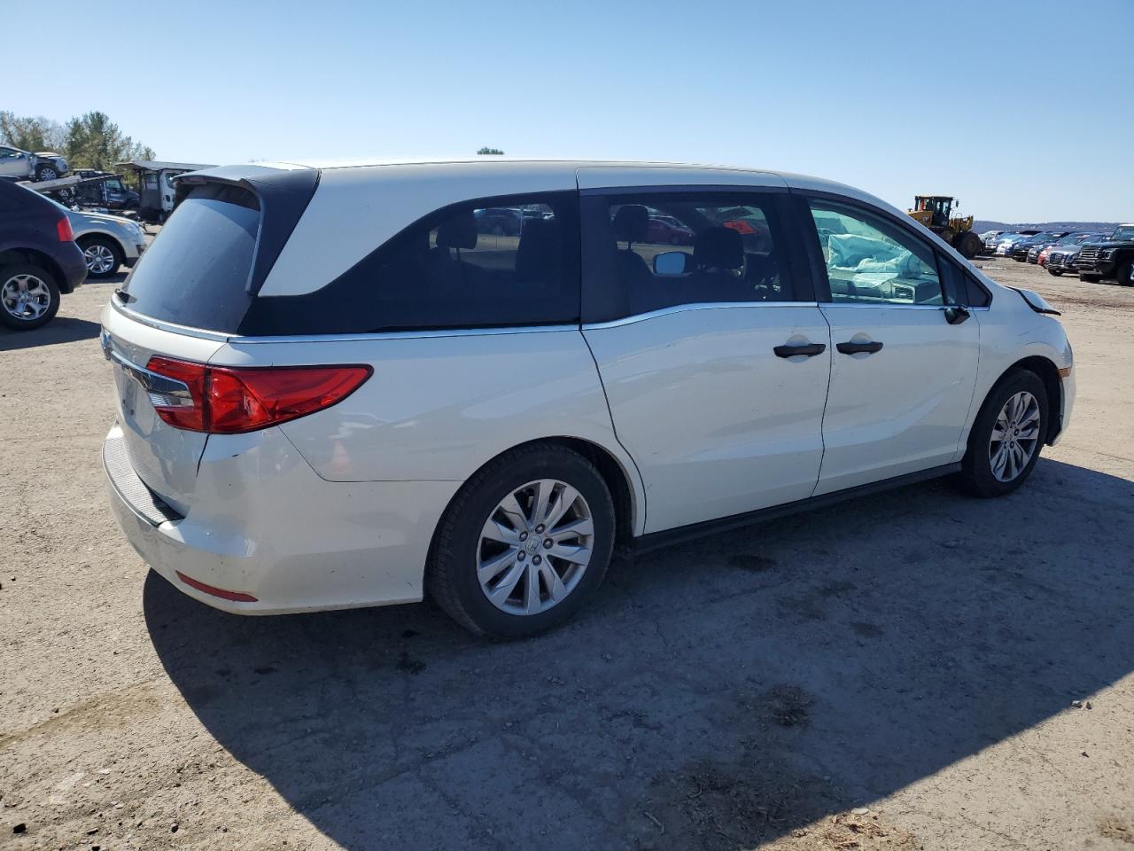 2019 Honda Odyssey VIN 5FNRL6H22KB016888 Copart auction photo, front end / side damage thumbnail 3