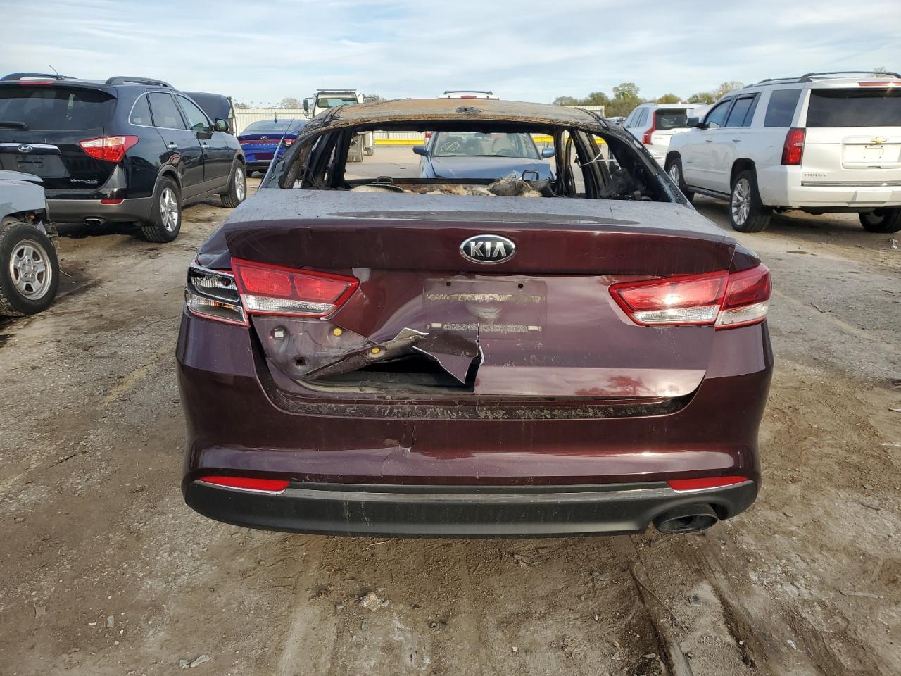 2017 KIA Optima VIN 5XXGT4L37HG151141 Copart auction photo, burn damage thumbnail 6
