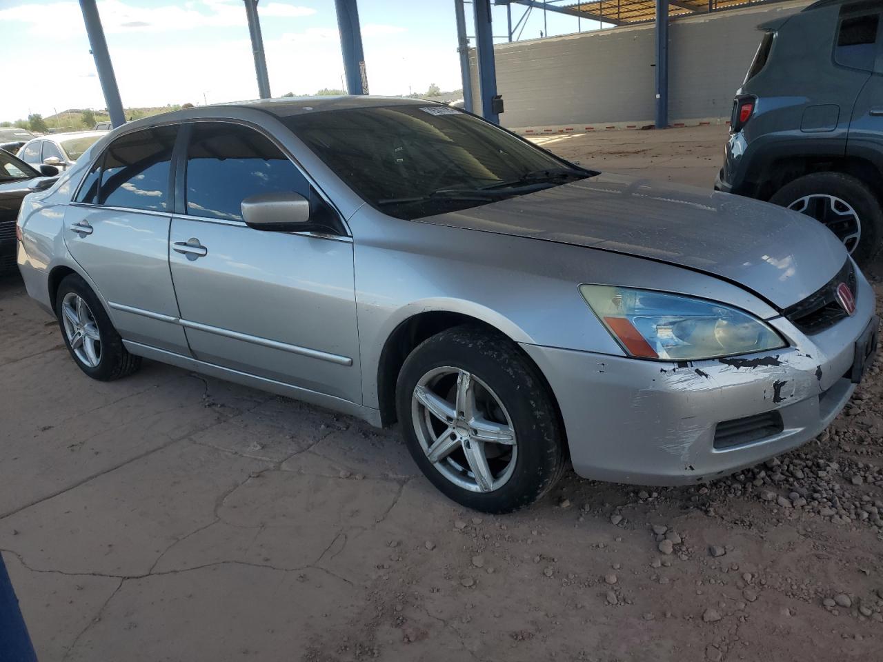 2006 Honda Accord VIN 1HGCM56476A034921 Copart auction photo, minor dent/scratches damage thumbnail 4