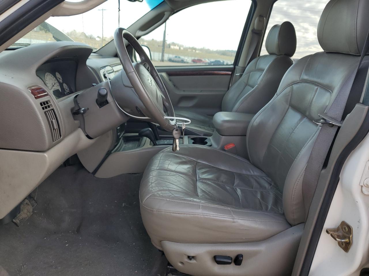 2004 Jeep Grand Cherokee VIN 1J4GW58N74C142578 Copart auction photo, front end damage thumbnail 7
