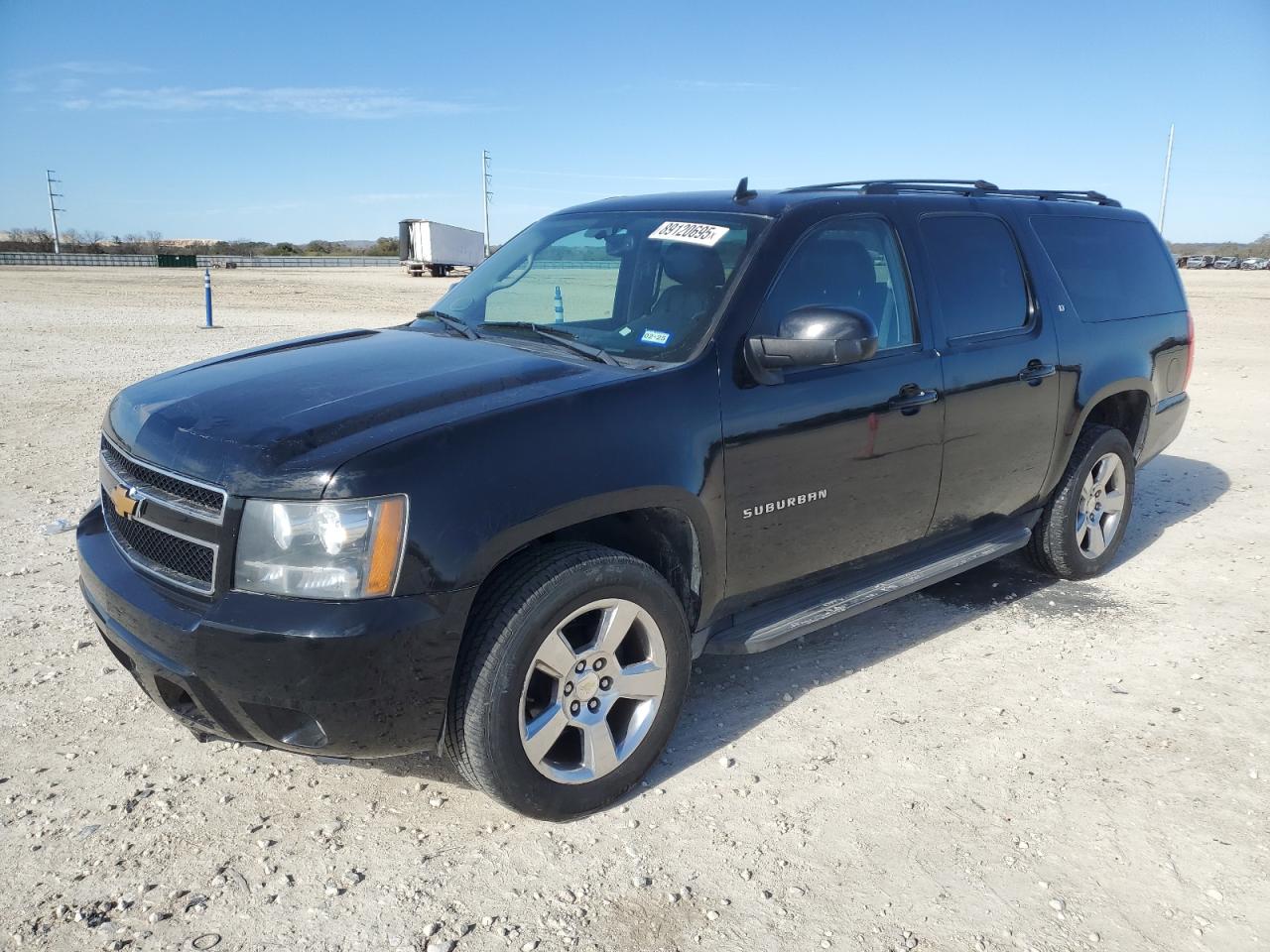 2012 Chevrolet Suburban VIN 1GNSKJE7XCR166063