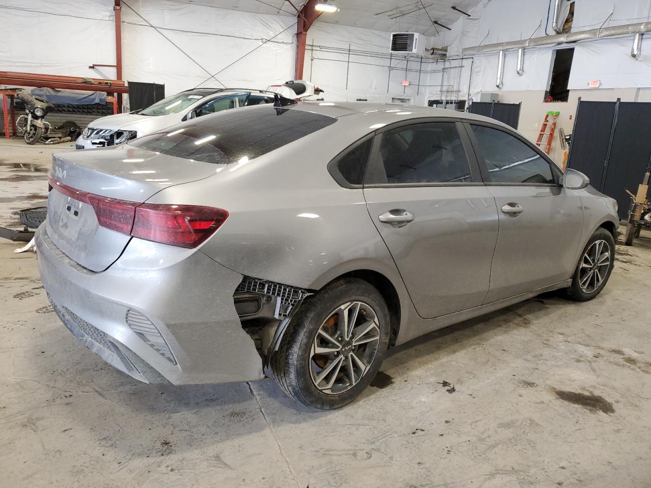 2024 KIA Forte VIN 3KPF24AD3RE773580 Copart auction photo, front end / all over damage thumbnail 3