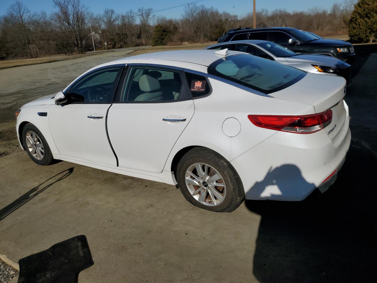 2018 KIA Optima VIN 5XXGT4L31JG230911 Copart auction photo, normal wear damage thumbnail 2