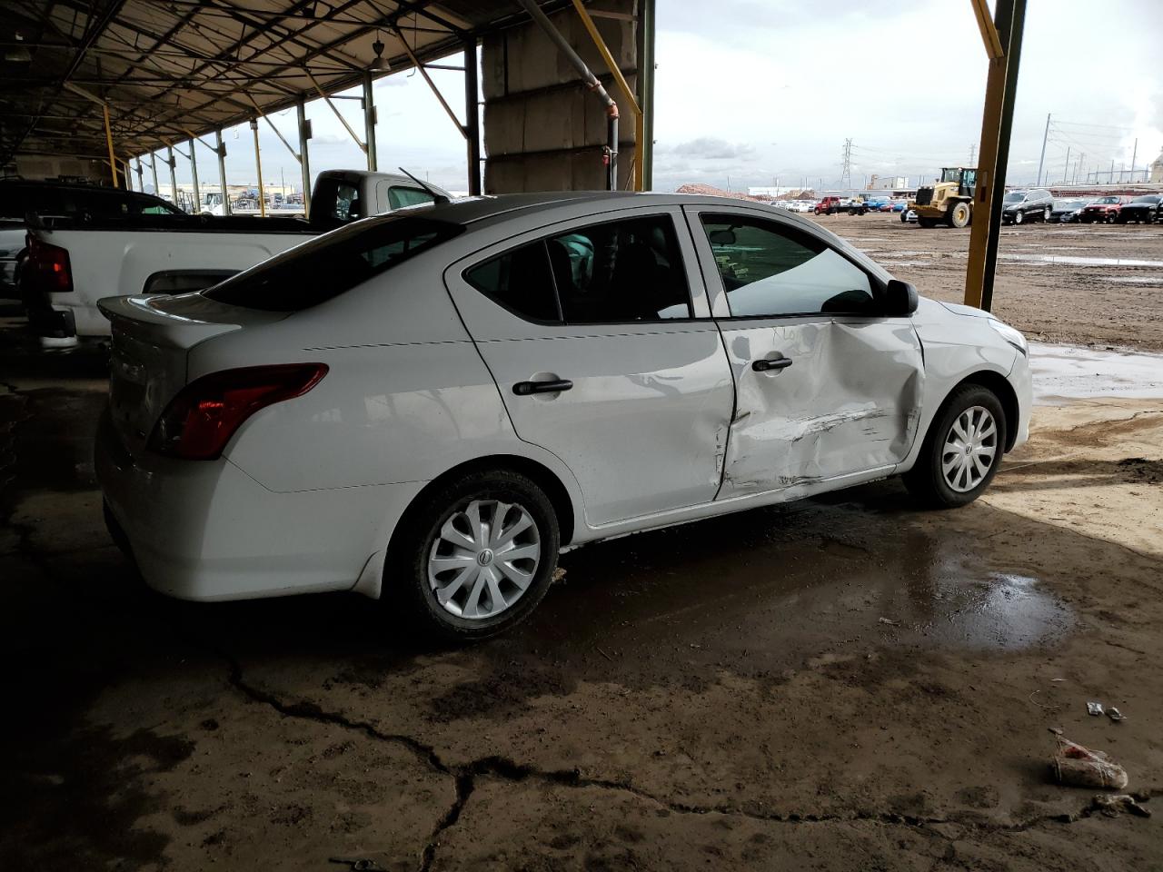 2015 Nissan Versa VIN 3N1CN7AP7FL917177 Copart auction photo, side / minor dent/scratches damage thumbnail 3