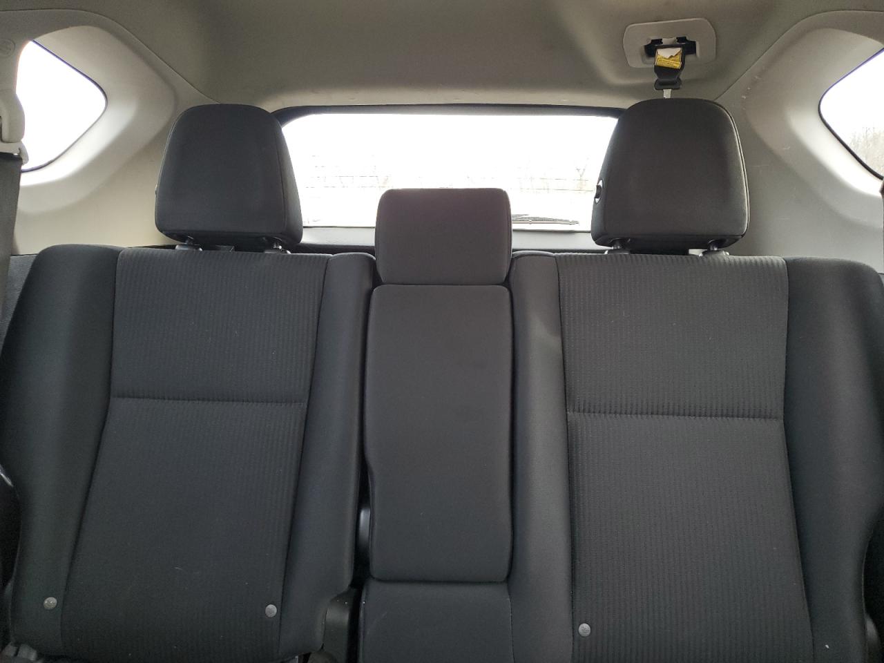 2015 Toyota RAV 4 VIN 2T3BFREV7FW240036 Copart auction photo, front end / minor dent/scratches damage thumbnail 10