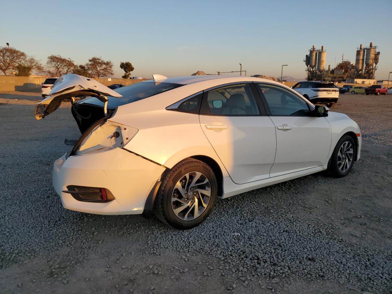 2017 Honda Civic VIN 2HGFC2F76HH571289 Copart auction photo, rear end damage thumbnail 3