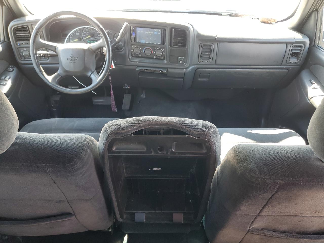 2001 Chevrolet Silverado VIN 2GCEC19TX11103884 Copart auction photo, minor dent/scratches damage thumbnail 8