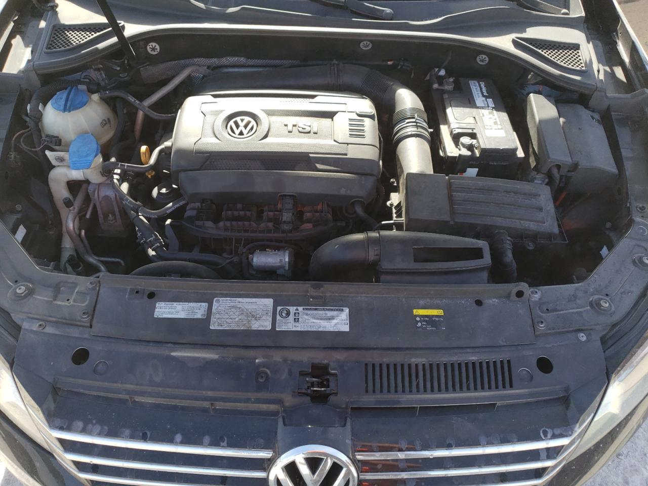 2015 Volkswagen Passat VIN 1VWAT7A30FC047496 Copart auction photo, front end / minor dent/scratches damage thumbnail 13