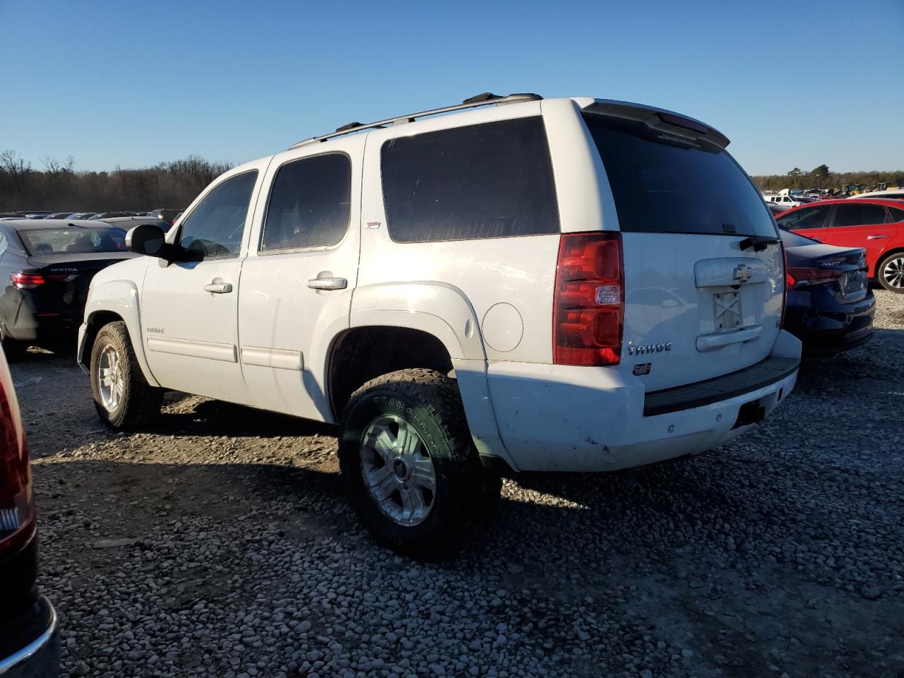 2011 Chevrolet Tahoe VIN 1GNSKBE04BR335047 Copart auction photo, front end damage thumbnail 2