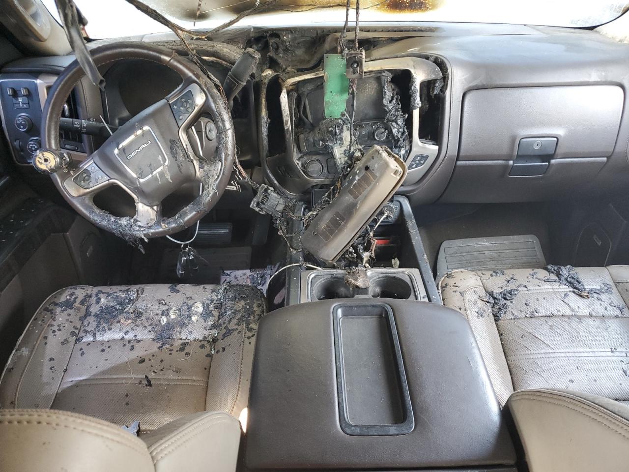 2015 GMC Sierra VIN 1GT120E82FF673729 Copart auction photo, burn damage thumbnail 8