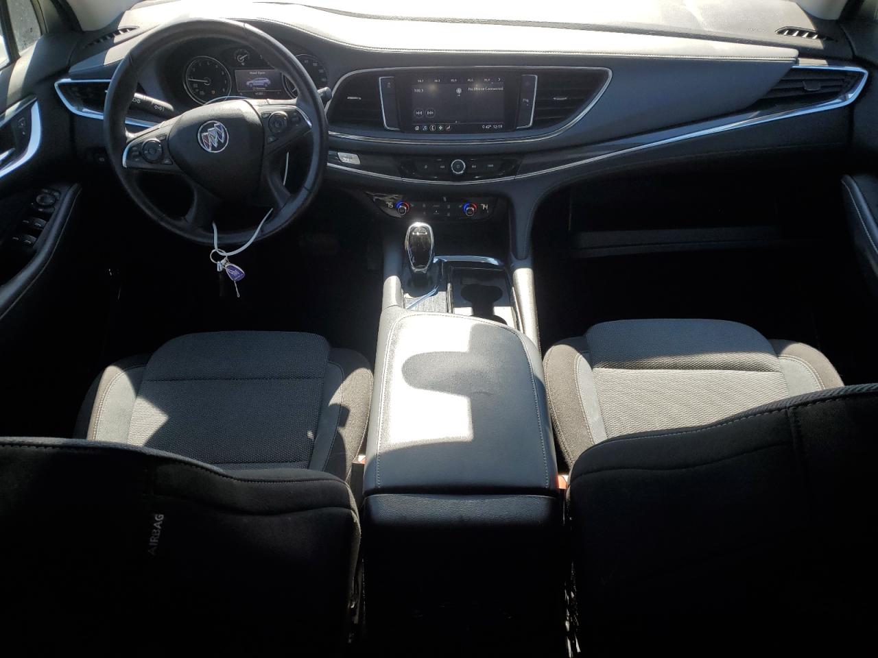 2021 Buick Enclave VIN 5GAERAKW6MJ107607 Copart auction photo, rear end / minor dent/scratches damage thumbnail 8