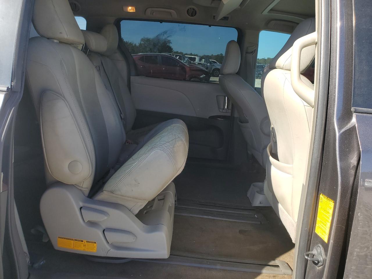 2012 Toyota Sienna VIN 5TDYK3DC0CS200140 Copart auction photo, front end / side damage thumbnail 12