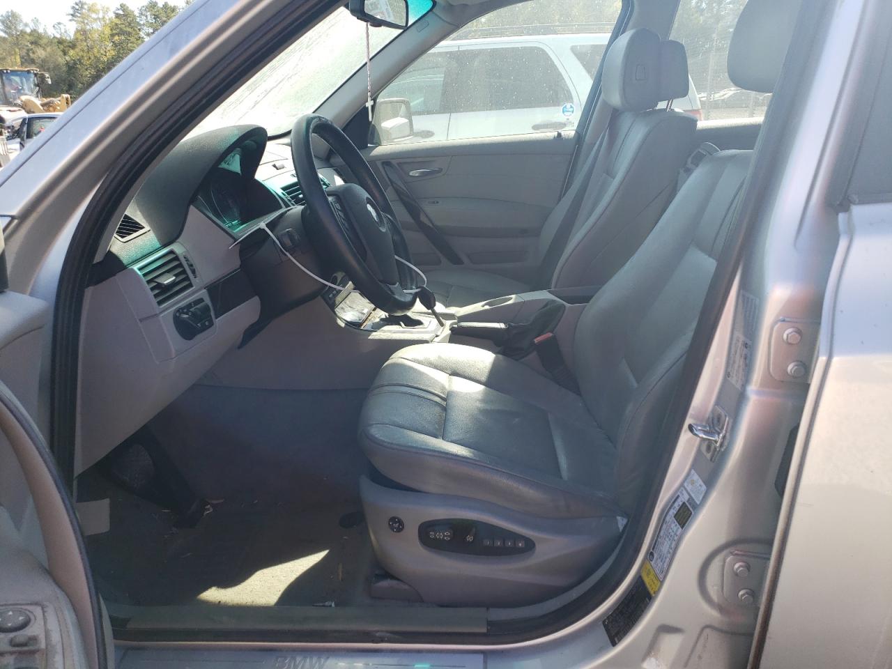 2008 BMW X3 VIN WBXPC93418WJ14349 Copart auction photo, burn - engine damage thumbnail 7